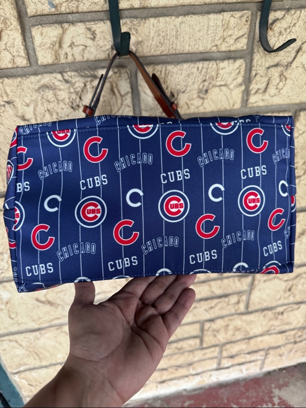 Dooney & Bourke Chicago Cubs Game Day Hobo Bag Large Erica NWT Limited Sold Out - Picture 4 of 14